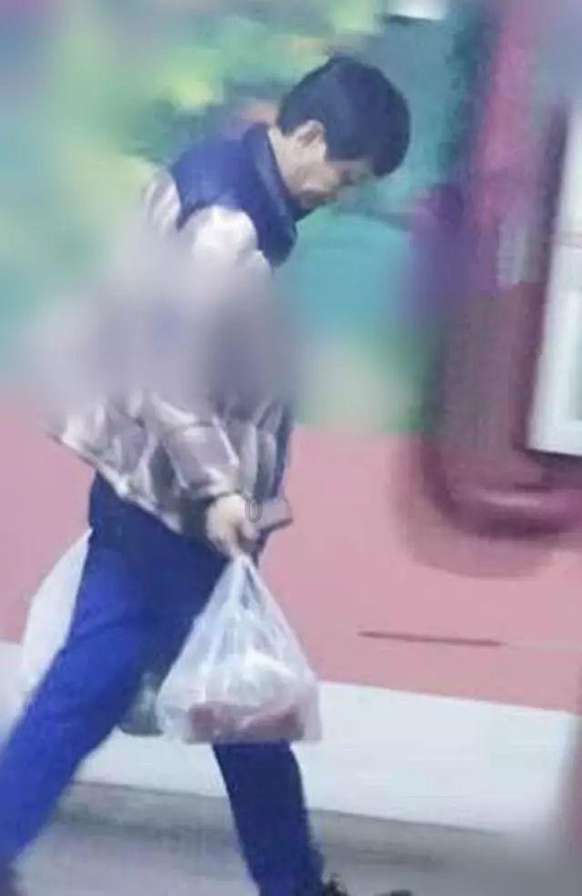石头上绣出大千世界!来感受Ta的独特魅力 →