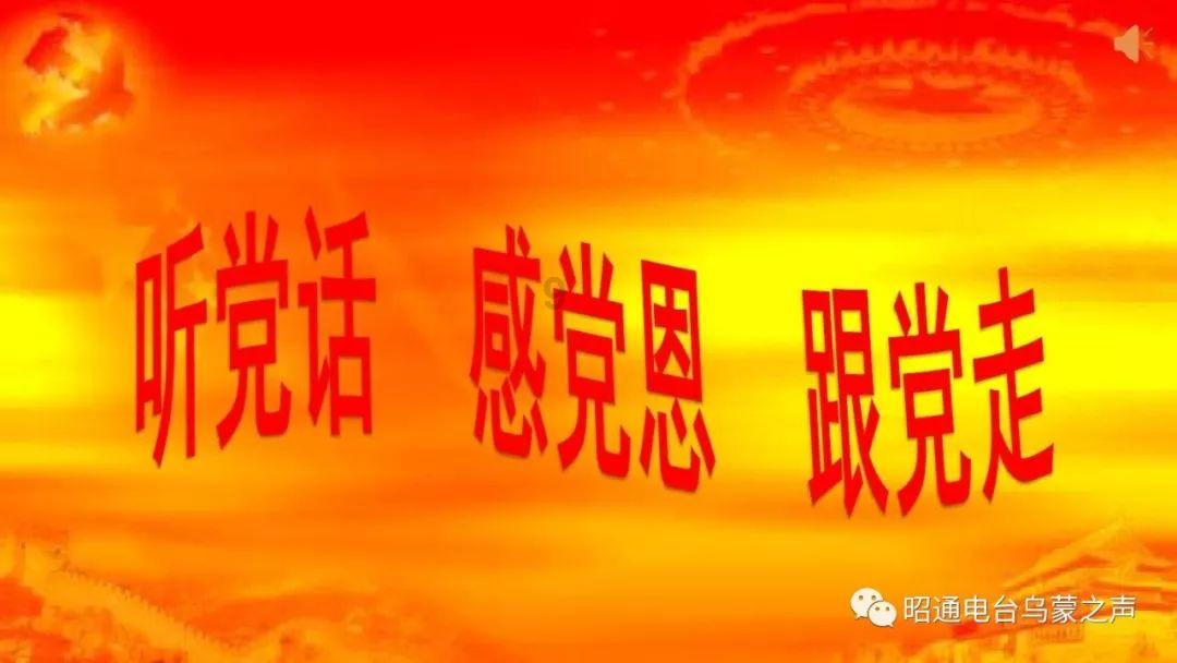 逃离残破的机舱